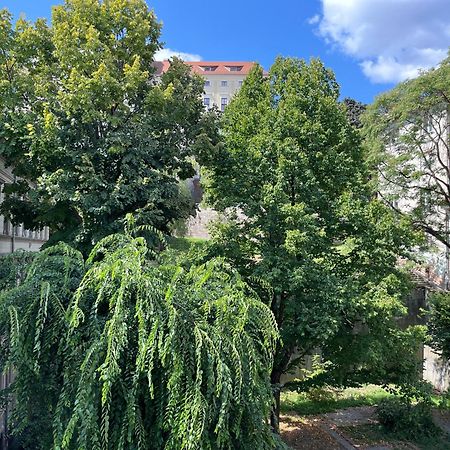 Sunny Studio At The Castle Βουδαπέστη Εξωτερικό φωτογραφία