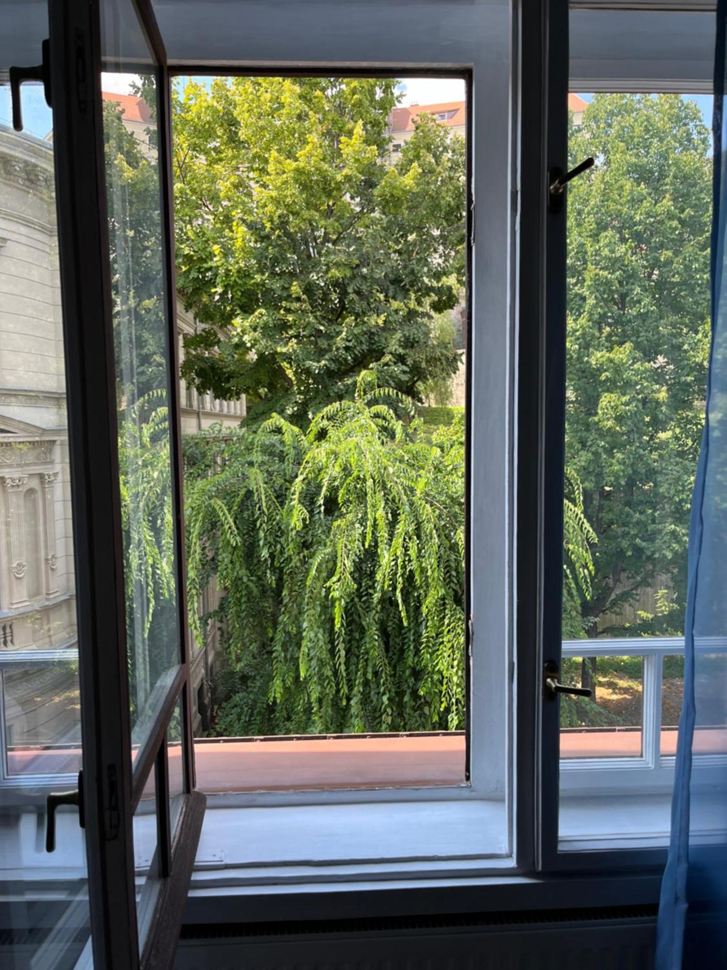 Sunny Studio At The Castle Βουδαπέστη Εξωτερικό φωτογραφία